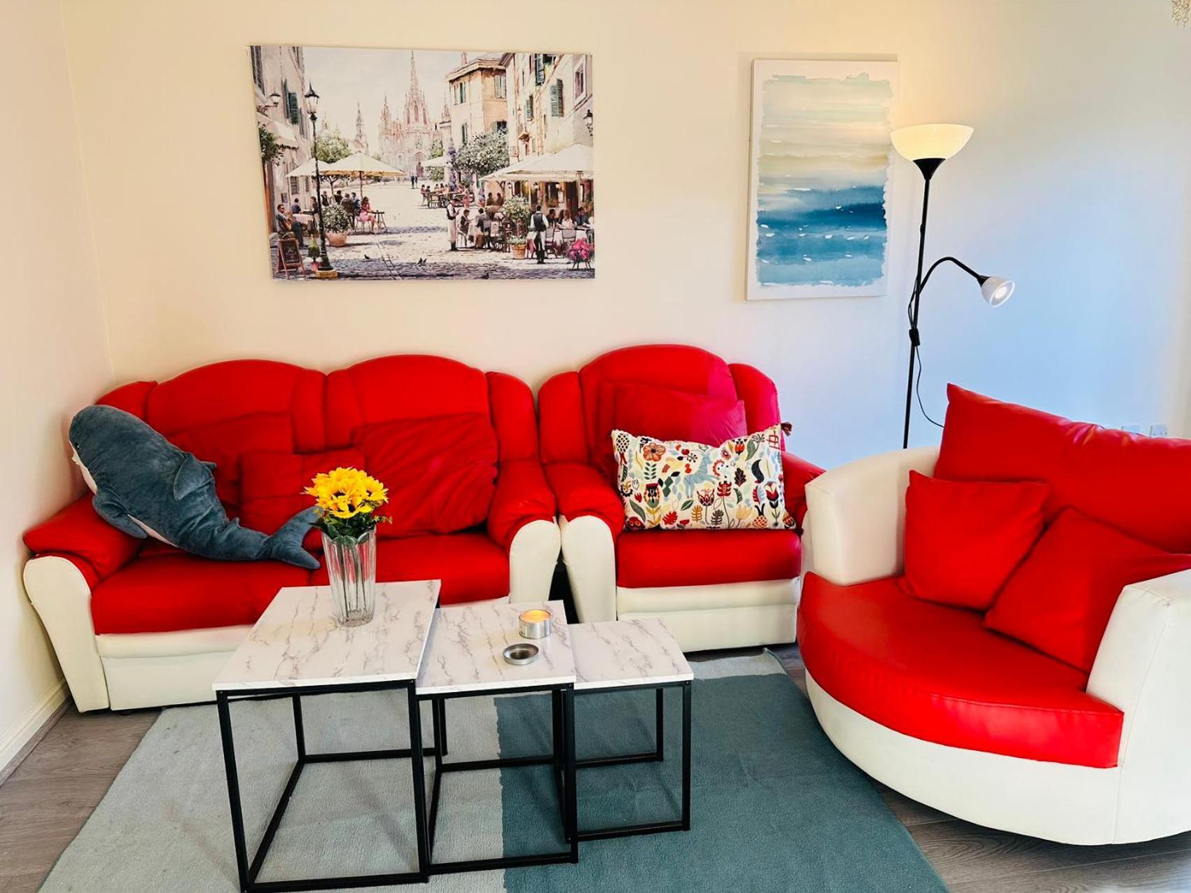 Casa de férias Cozy Stylish House Near Piccadilly Station, Etihad Stadium With Parking, Garden And 900mb Wifi *